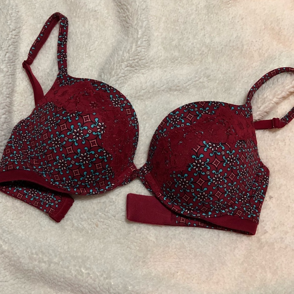 Beautiful VS Bra